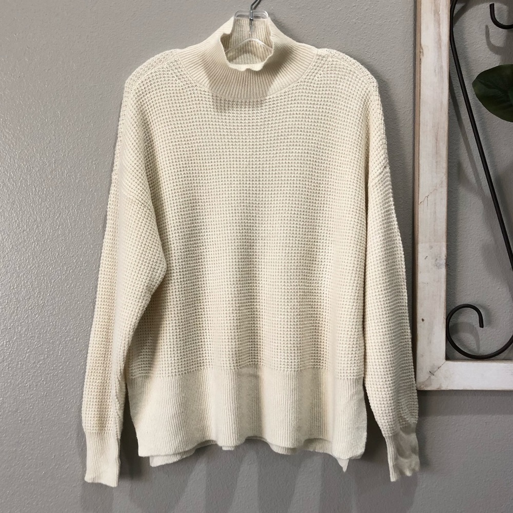 Everlane Waffle Knit Cashmere Square Sweater